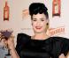 Dita von Teese à l'occasion de la soirée de lancement de My Private Cointreau Coffret, chez Fred Segal, à Los Angeles, le 9 décembre 2010.