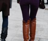 Claudia Schiffer ne quitte plus ses bottes camel ! 