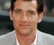 Clive Owen alias Nico N. Notre journaliste musique, qui a son harem à la rédaction tout comme Clive, a promis de vous souhaiter une merveilleuse année et sans râler, un exploit ! 