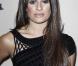 Lea Michele alias Laureline. Notre pétillante journaliste a autant de talents artistiques que la star et vous envoie plein de bisous endiablés sur un rythme de salsa ! 