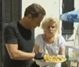 Nicolas Sarkozy et les biegnets de Ginette, JT de TF1 du 10 août 2010