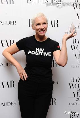 Annie Lennox, cérémonie des femmes de l'année du magazine  Harper's Bazaar , Londres, le 1er novembre 2010
