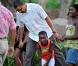Barack Obama et ses filles au Zoo de Honolulu à Hawaï le 3 janvier 2011