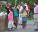 Barack Obama et ses filles au Zoo de Honolulu à Hawaï le 3 janvier 2011