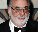 Le grand Francis Ford Coppola, réalisateur du <em>Parrain </em>et plus récemment de <em>Tetro</em>, très élégant sur tapis rouge.