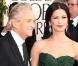 Michael Douglas et Catherine Zeta-Jones à l'occasion de la 68e cérémonie des Golden Globes, qui s'est tenue au Beverly Hilton Hotel de Los Angeles, le 16 janvier 2011.