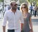 Jason Statham et Rosie Huntington-Whiteley : promenade en amoureux à Beverly Hills le 5 février 2011