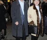 Jean Piat et sa femme Françoise Dorin à la générale de la pièce Une Journée Ordinaire au Théâtre des Bouffes Parisiens, le 7 février 2011