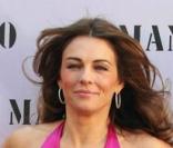 Elizabeth Hurley présente les maillots de bains Mango