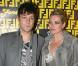 Kate Moss et Jamie Hince portent l'étendard du style rock chic haut et fort.