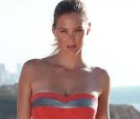 Bar Refaeli, égérié de la campagne printemps-été 2011 de Bel Air.