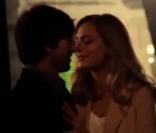 Nora Arnezeder et Thomas Dutronc dans le making of de la publicité Idylle de Guerlain