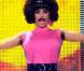 Katie Price se prend pour Freddie Mercury dans Let's Dance for Comic Relief le 19 février 2011