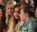Poppy Delevigne, Yasmin Le Bon et sa fille Saffron Le Bon au défilé Matthew Williamson à la Fashion Week de Londres, le 20 février 2011.