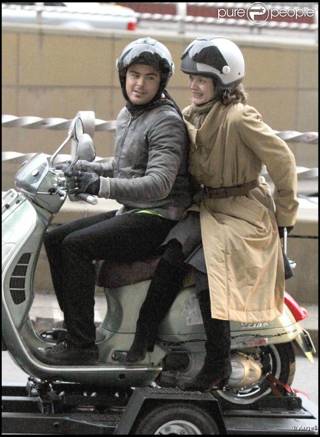 Michelle Pfeiffer et Zac Efron sur le tournage de  New Year's Eve  de Garry Marshall, à New York, le 24 février 2011.