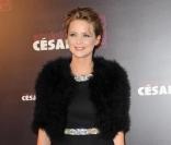 Virginie Efira sublime dans une robe longue noire lors de la cérémonie des César le 25 février 2011.<br />