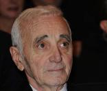 Charles Aznavour reçoit le prix Scopus au Théâtre des Champs-Elysées, Paris, le 23 janvier 2011