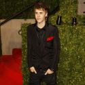 Justin Bieber et Selena Gomez : Ils officialisent sur tapis rouge !