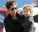Nahla et sa maman Halle Berry lors d'une virée shopping au supermarché le 28 février 2011