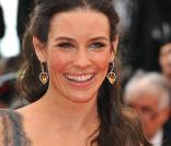 Evangeline Lilly sur tapis rouge. On est bien loin de la jungle de Lost.  