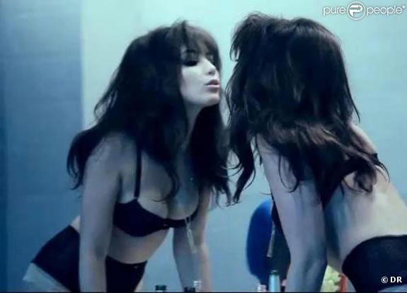 La très sexy Daisy Lowe pour l'édition britannique de  GQ , avril 2011.