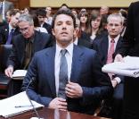 Ben Affleck évoque la situation de la République démocratique du Congo devant la commission des Affaires étrangères de la Chambre des représentants, à Washington, le 8 mars 2011.
