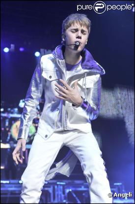 Justin Bieber sur la scène de Birmingham, le 4 mars 2011.