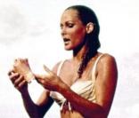 Ursula Andress dans James Bond et son fameux bikini blanc...<br />
