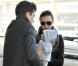 Miranda Kerr et Orlando Bloom à l'aéroport Roissy-Charles de Gaulle, à Paris, retournent à Los Angeles. 5 mars 2011