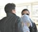 Miranda Kerr et Orlando Bloom à l'aéroport Roissy-Charles de Gaulle, à Paris, retournent à Los Angeles. 5 mars 2011