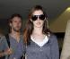 Anne Hathaway voyage toujours avec style !
