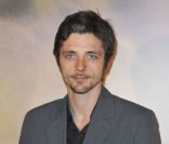Raphaël Personnaz lors de l'avant-première de La Fille du puisatier à Paris le 14 avril 2011