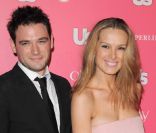 Petra Nemcova et son fiancé Jamie Belman lors de la soirée US Weekly à l\'Hôtel Eden à Hollywood le 26 avril 2011