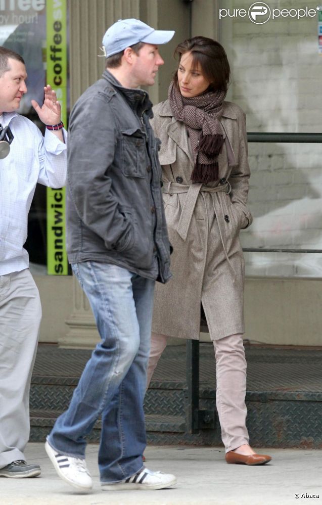 Ed Burns et Christy Turlington vont donner une interview dans le très huppé quartier de Tribeca à Big Apple. New York, 15 avril 2011