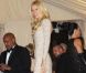 Rihanna mise sur la transparence, Gwyneth Paltrow sur ses superbes jambes !