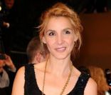 Clotilde Courau lors de la montée des marches de <em>Polisse</em>, lors du 64e Festival de Cannes, le 13 mai 2011.