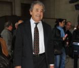Pierre Perret arive au Palais de Justice de Paris, le 22 mars 2011. 