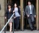 Anne Sinclair et Camille Strauss-Kahn sortent du tribunal de Manhattan, où DSK vient d'apprendre que sa liberté sous caution était acceptée, le 19 mai 2011
