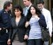 Anne Sinclair et Camille Strauss-Kahn sortent du tribunal de Manhattan, où DSK vient d'apprendre que sa liberté sous caution était acceptée, le 19 mai 2011