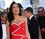 Rosario Dawson à la montée des marches du film <em>This must be the place</em>, de Paolo Sorrentino, à Cannes, le 20 mai 2011.