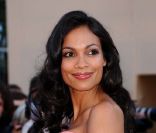 Rosario Dawson à la montée des marches du film <em>This must be the place</em>, de Paolo Sorrentino, à Cannes, le 20 mai 2011.