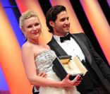 Kirsten Dunst et Edgard Ramirez lors de la cérémonie de clôture du Festival de Cannes le 22 mai 2011