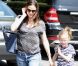 Jennifer Garner en balade avec sa fille Violet, Los Angeles, 21 mai 2011