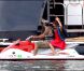 Eva Longoria et son boyfriend Eduardo Cruz passent des congés ensoleillés à Miami, en mai 2011. La jolie brunette rejoint son chéri sur son scooter des mers !