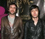 Gaspard Augé et Xavier de Rosnay forment le duo Justice. Ici à Paris, le 14 mai 2007.