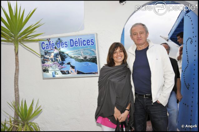 Yann Queffélec et Servane Veillon au cours du voyage du Jasmin, en Tunisie le 8 mai 2011.