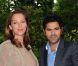 Melissa Theuriau, enceinte, et Jamel Debbouze arrivent à la cinquième fête annuelle de la Fondation Culture et Diversité, présidée par Marc Ladreit de Lacharrière au Théâtre du Rond Point à Paris le 30 mai 2011