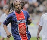 Yannick Noah au Parc des Princes, à Paris, à l'occasion du jubilé du footballeur Bernard Lama, samedi 11 juin 2011.