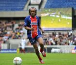 Yannick Noah au Parc des Princes, à Paris, à l\'occasion du jubilé du footballeur Bernard Lama, samedi 11 juin 2011.