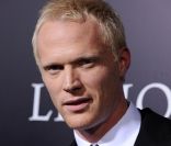 Paul Bettany bientôt en tournage des  Misérables .